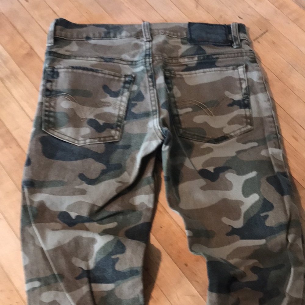 Levi’s boys super skinny jeans size 12 26”x26.5” military Camo green 510 worn 1x - Picture 4 of 7